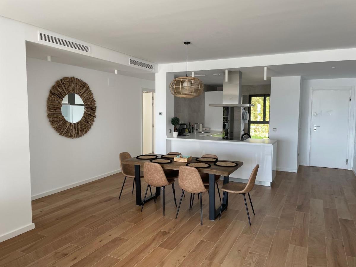 Modern 2 Beds Apartment In Alcaidesa Extérieur photo