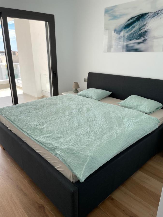 Modern 2 Beds Apartment In Alcaidesa Extérieur photo